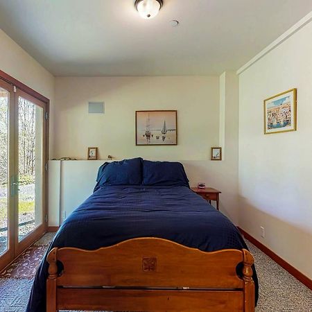 Woodland Hideaway In The Hills Villa Lake Stevens Buitenkant foto